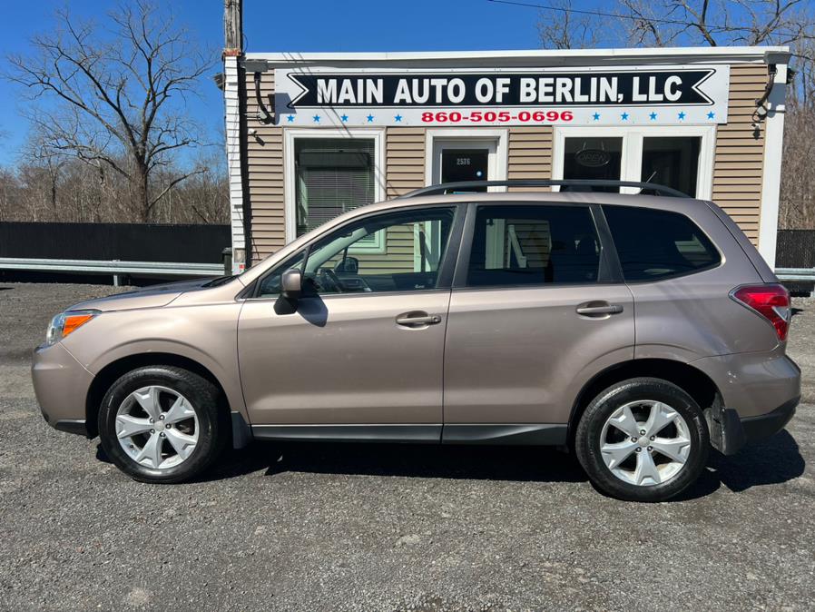 Used 2015 Subaru Forester in Berlin, Connecticut | Main Auto of Berlin. Berlin, Connecticut