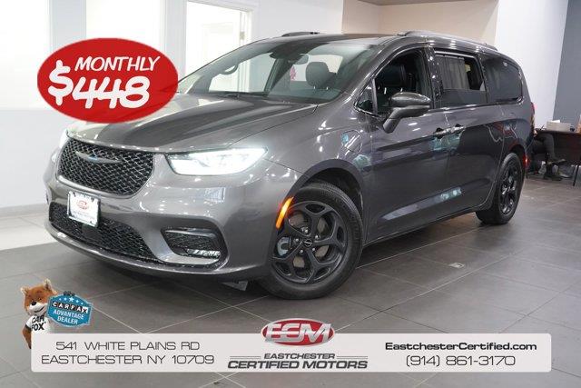Used 2021 Chrysler Pacifica in Eastchester, New York | Eastchester Certified Motors. Eastchester, New York