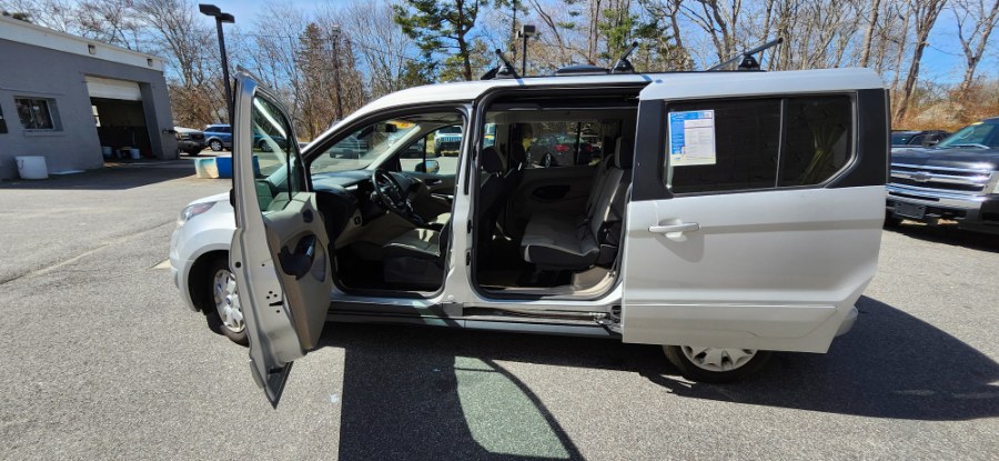 2015 Ford Transit Connect Wagon 4dr Wgn LWB XLT, available for sale in Clinton, Connecticut | M&M Motors International. Clinton, Connecticut 2015 Ford Transit Connect Wagon 4dr Wgn LWB XLT, available for sale in Clinton, Connecticut | M&M Motors International. Clinton, Connecticut