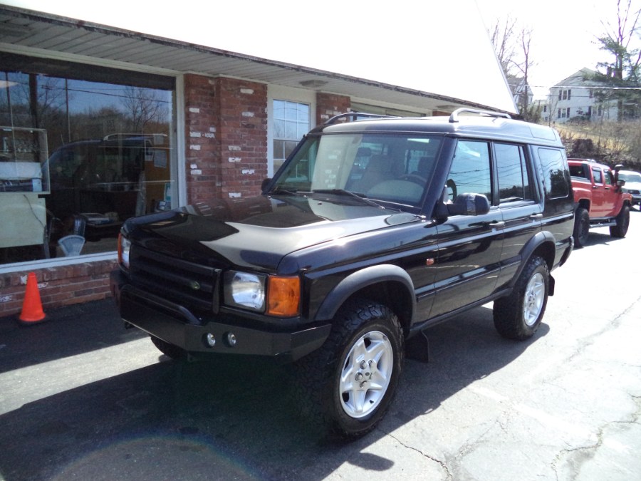 Used 2001 Land Rover Discovery Series II in Naugatuck, Connecticut | Riverside Motorcars, LLC. Naugatuck, Connecticut