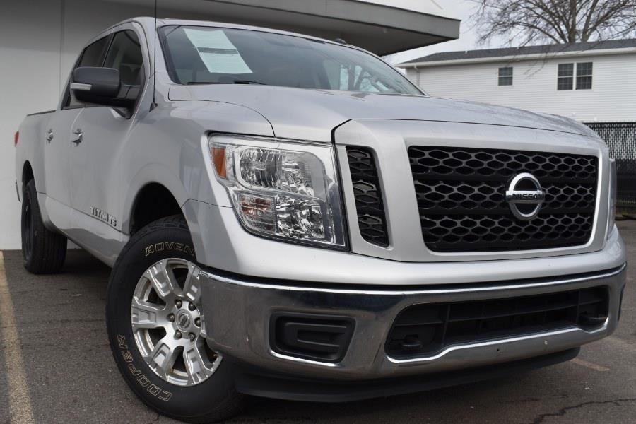 2019 Nissan Titan 4x4 Crew Cab SV, available for sale in Little Ferry , New Jersey | Milan Motors. Little Ferry , New Jersey