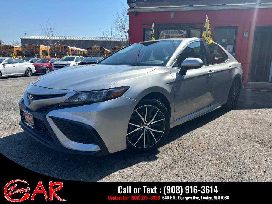 2020 Toyota Camry SE Auto (Natl), available for sale in Linden, New Jersey | Car Zone. Linden, New Jersey