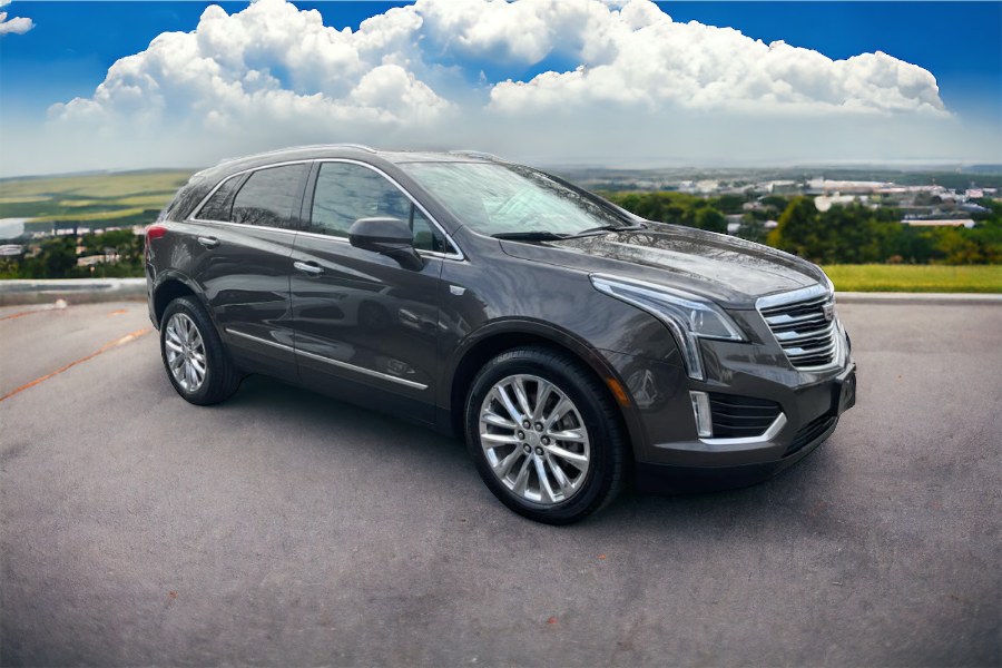 2019 Cadillac XT5 AWD 4dr Luxury, available for sale in Waterbury, Connecticut | Jim Juliani Motors. Waterbury, Connecticut