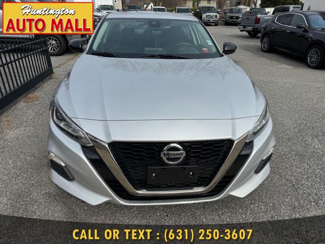 Used 2021 Nissan Altima in Huntington Station, New York | Huntington Auto Mall. Huntington Station, New York