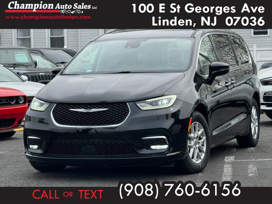 Used 2021 Chrysler Pacifica in Linden, New Jersey | Champion Auto Sales. Linden, New Jersey