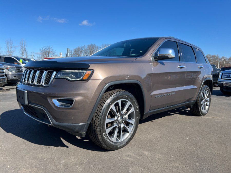 Used 2018 Jeep Grand Cherokee in Ortonville, Michigan | Marsh Auto Sales LLC. Ortonville, Michigan