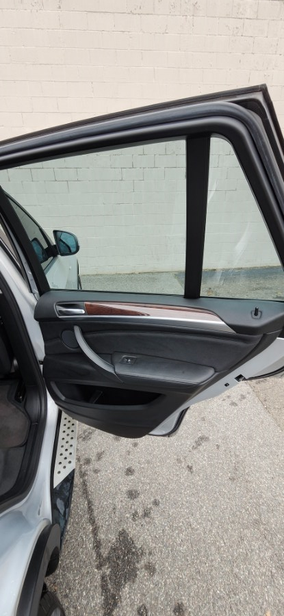 2010 BMW X5 AWD 4dr 30i, available for sale in Clinton, Connecticut | M&M Motors International. Clinton, Connecticut 2010 BMW X5 AWD 4dr 30i, available for sale in Clinton, Connecticut | M&M Motors International. Clinton, Connecticut