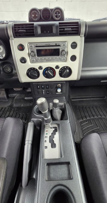 2013 Toyota FJ Cruiser 4WD 4dr Auto (Natl), available for sale in Clinton, Connecticut | M&M Motors International. Clinton, Connecticut 2013 Toyota FJ Cruiser 4WD 4dr Auto (Natl), available for sale in Clinton, Connecticut | M&M Motors International. Clinton, Connecticut
