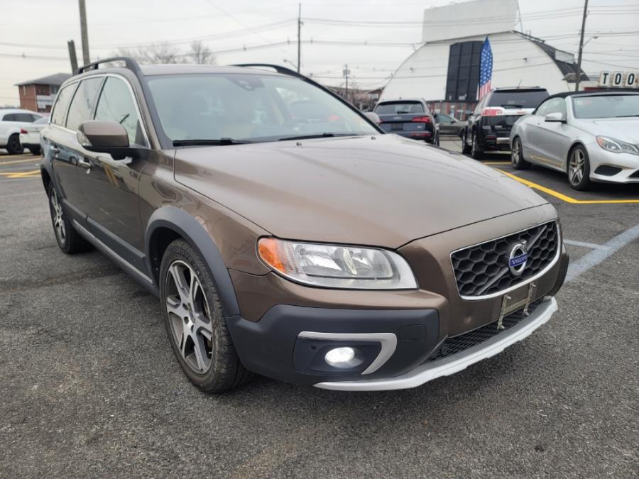 2015 Volvo XC70 2015.5 AWD 4dr Wgn T6, available for sale in Lodi, New Jersey | AW Auto & Truck Wholesalers, Inc. Lodi, New Jersey