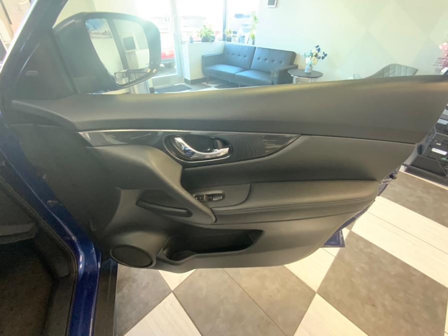 Nissan Rogue 2018 in Hartford, Manchester, Waterbury, New Haven CT Franklin Motors Auto