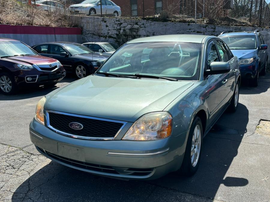 2005 Ford Five Hundred 4dr Sdn SE AWD, available for sale in Derby, Connecticut | Bridge Motors LLC. Derby, Connecticut