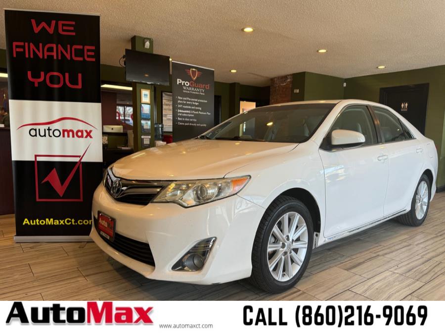 2012 Toyota Camry Hybrid 4dr Sdn XLE, available for sale in West Hartford, Connecticut | AutoMax. West Hartford, Connecticut