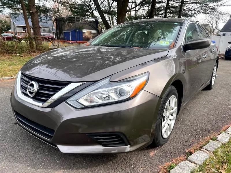 Used 2016 Nissan Altima in Jersey City, New Jersey | Car Valley Group. Jersey City, New Jersey