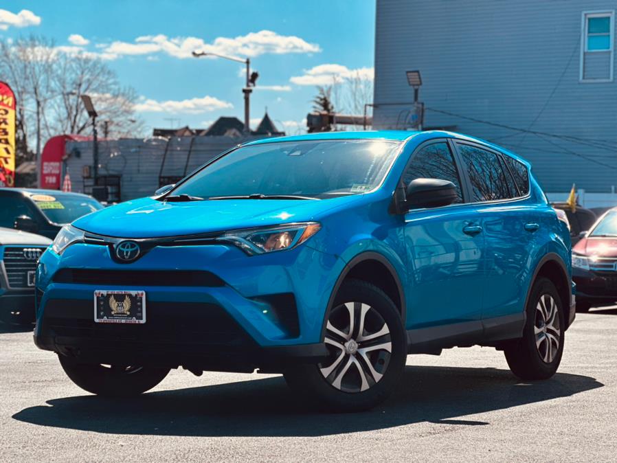 Used 2018 Toyota RAV4 in Irvington, New Jersey | RT 603 Auto Mall. Irvington, New Jersey