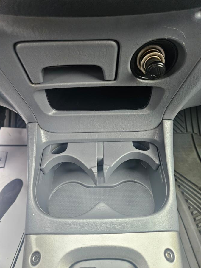 2002 Toyota RAV4 4dr Auto 4WD (Natl), available for sale in New Britain, Connecticut | Supreme Automotive. New Britain, Connecticut 2002 Toyota RAV4 4dr Auto 4WD (Natl), available for sale in New Britain, Connecticut | Supreme Automotive. New Britain, Connecticut