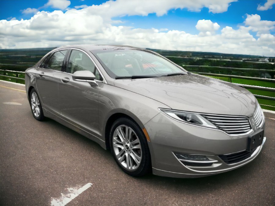 2015 Lincoln MKZ 4dr Sdn AWD, available for sale in Waterbury, Connecticut | Jim Juliani Motors. Waterbury, Connecticut