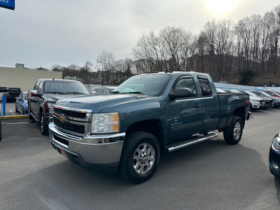 2011 Chevrolet Silverado 2500HD 4WD Ext Cab 144.2" LT, available for sale in Waterbury, Connecticut | House of Cars LLC. Waterbury, Connecticut