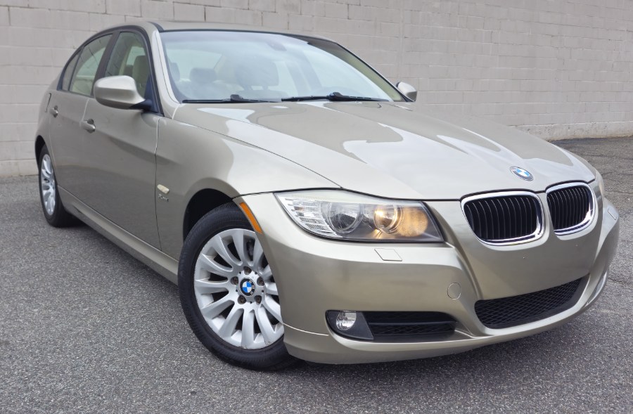 2009 BMW 3 Series 4dr Sdn 328i xDrive AWD, available for sale in Clinton, Connecticut | M&M Motors International. Clinton, Connecticut 2009 BMW 3 Series 4dr Sdn 328i xDrive AWD, available for sale in Clinton, Connecticut | M&M Motors International. Clinton, Connecticut