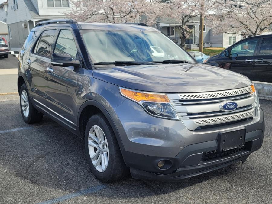 Used Ford Explorer 4WD 4dr XLT 2014 | AW Auto & Truck Wholesalers, Inc. Lodi, New Jersey
