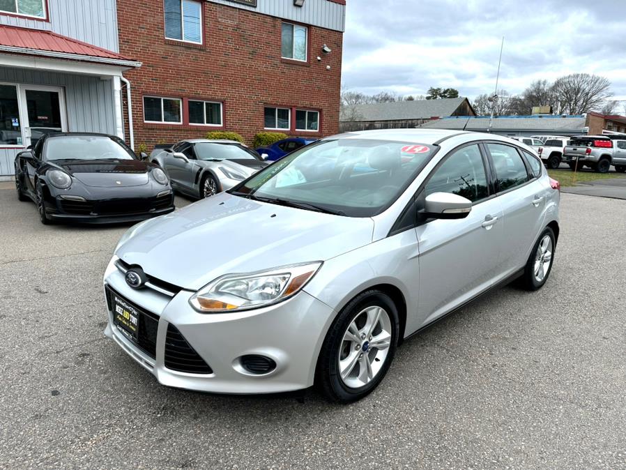 2014 Ford Focus 5dr HB SE, available for sale in South Windsor, Connecticut | Mike And Tony Auto Sales, Inc. South Windsor, Connecticut