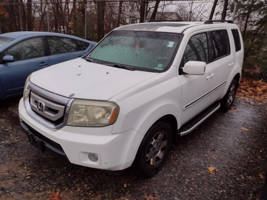 2010 Honda Pilot 4WD 4dr Touring w/Navi, available for sale in Chicopee, Massachusetts | Matts Auto Mall LLC. Chicopee, Massachusetts