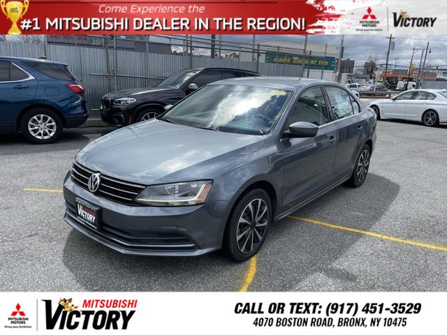 Used 2017 Volkswagen Jetta in Bronx, New York | Victory Mitsubishi and Pre-Owned Super Center. Bronx, New York