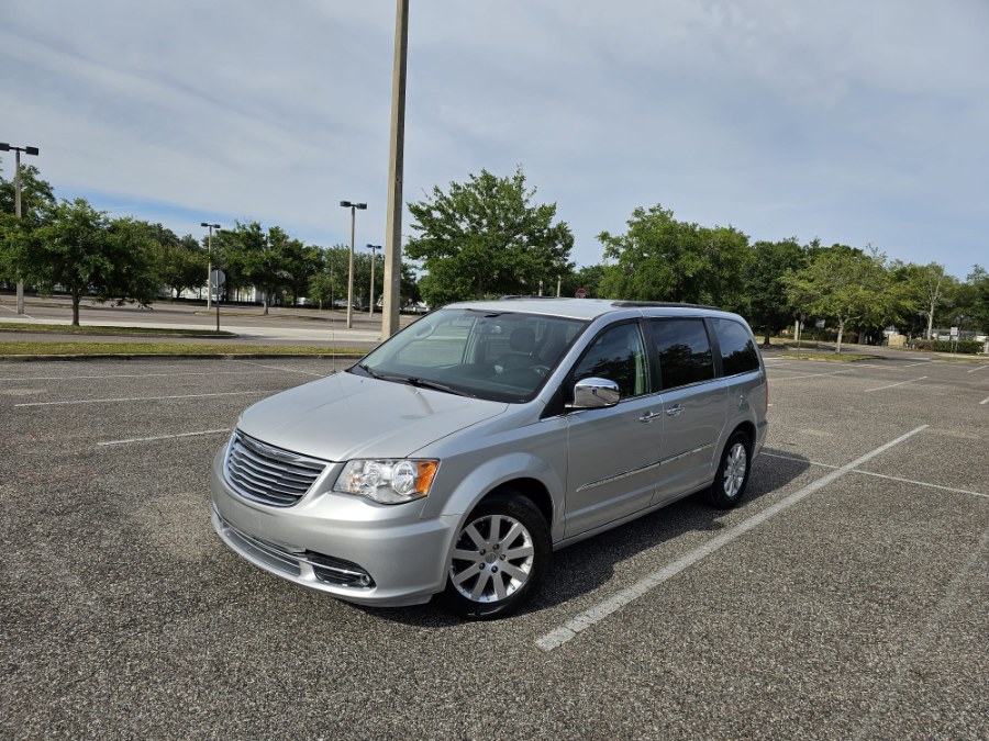 2011 Chrysler Town & Country 4dr Wgn Touring-L, available for sale in Longwood, Florida | Majestic Autos Inc.. Longwood, Florida