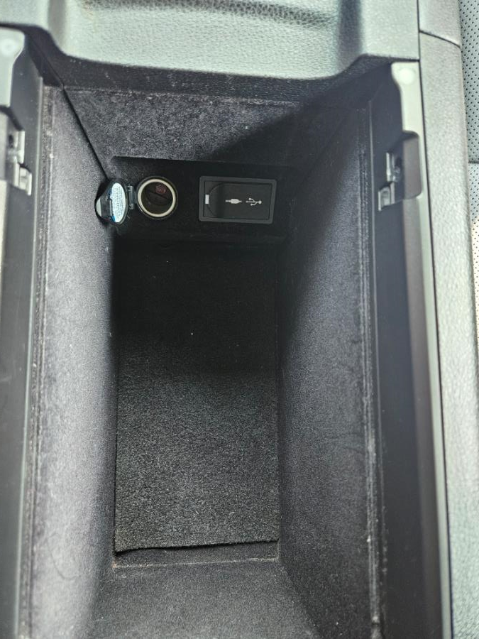 2015 Lexus ES 350 4dr Sdn, available for sale in New Britain, Connecticut | Supreme Automotive. New Britain, Connecticut 2015 Lexus ES 350 4dr Sdn, available for sale in New Britain, Connecticut | Supreme Automotive. New Britain, Connecticut