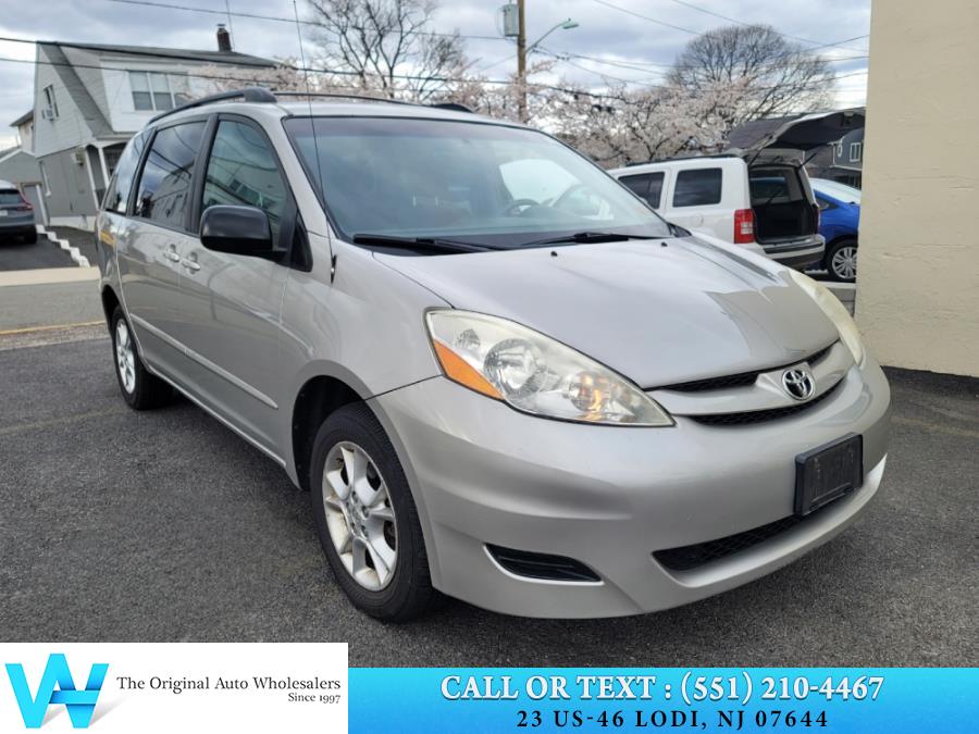 2006 Toyota Sienna 5dr LE AWD, available for sale in Lodi, New Jersey | AW Auto & Truck Wholesalers, Inc. Lodi, New Jersey