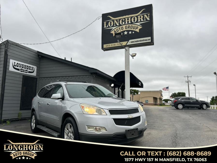 2011 Chevrolet Traverse FWD 4dr LT w/2LT, available for sale in Mansfield, Texas | Longhorn Auto Group. Mansfield, Texas