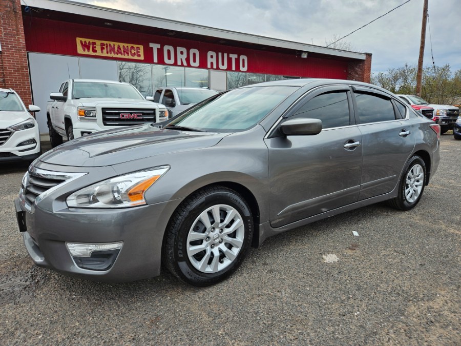 2015 Nissan Altima 4dr Sdn I4 2.5 S, available for sale in East Windsor, Connecticut | Toro Auto. East Windsor, Connecticut