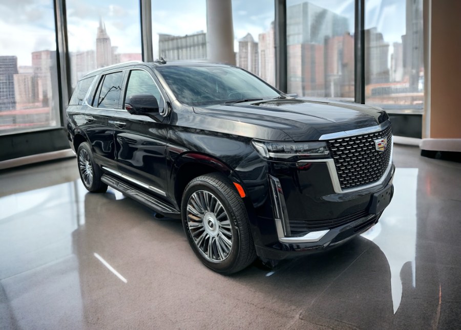 2021 Cadillac Escalade 4WD 4dr Luxury, available for sale in Waterbury, Connecticut | Jim Juliani Motors. Waterbury, Connecticut