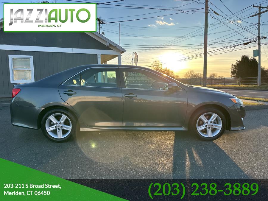 2012 Toyota Camry 4dr Sdn I4 Auto SE, available for sale in Meriden, Connecticut | Jazzi Auto Sales LLC. Meriden, Connecticut