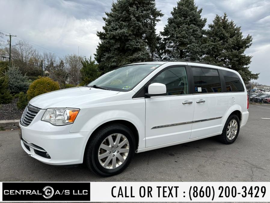 2016 Chrysler Town & Country 4dr Wgn Touring, available for sale in East Windsor, Connecticut | Central A/S LLC. East Windsor, Connecticut