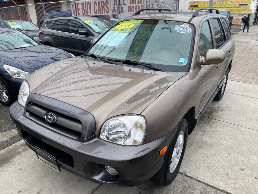 2005 Hyundai Santa Fe 4dr GLS 4WD 2.7L Auto, available for sale in Middle Village, New York | Middle Village Motors . Middle Village, New York