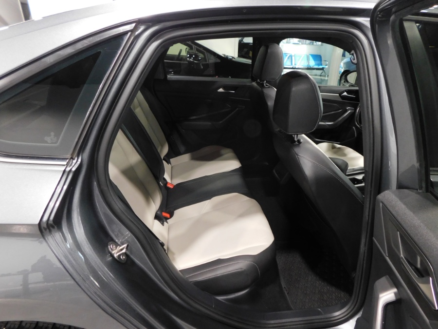 2019 Volkswagen Jetta R-Line Auto w/SULEV, available for sale in Lodi, New Jersey | Soliman Motors. Lodi, New Jersey 2019 Volkswagen Jetta R-Line Auto w/SULEV, available for sale in Lodi, New Jersey | Soliman Motors. Lodi, New Jersey