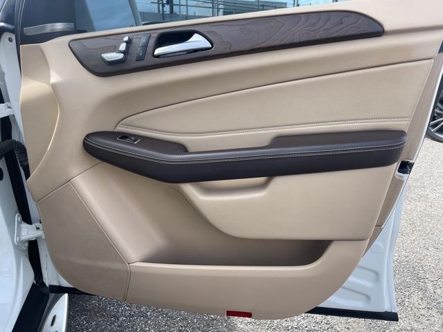 2019 Mercedes-benz Gle GLE 400, available for sale in Freehold, New Jersey | Shop Auto. Freehold, New Jersey 2019 Mercedes-benz Gle GLE 400, available for sale in Freehold, New Jersey | Shop Auto. Freehold, New Jersey