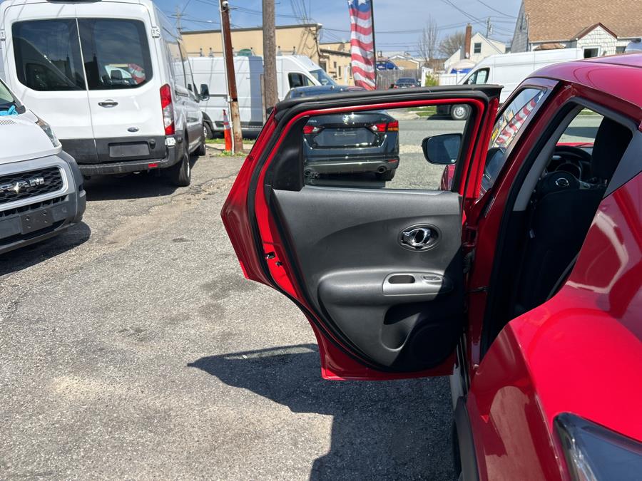 2015 Nissan JUKE 5dr Wgn CVT S AWD, available for sale in West Hempstead, New York | Only Vans Inc. West Hempstead, New York 2015 Nissan JUKE 5dr Wgn CVT S AWD, available for sale in West Hempstead, New York | Only Vans Inc. West Hempstead, New York