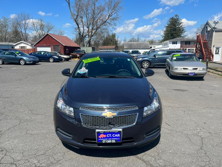 2013 Chevrolet Cruze 4dr Sdn Auto 1LT, available for sale in East Windsor, Connecticut | CT Car Co LLC. East Windsor, Connecticut