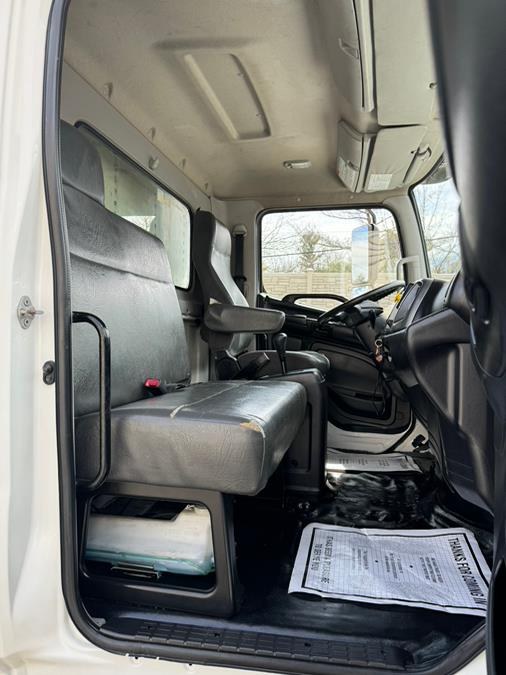 2017 Hino 268A 26FT A.M.HARIE DRY MOVING BOX NON CDL, available for sale in Paterson, New Jersey | Speedway Commercial Motors LLC. Paterson, New Jersey 2017 Hino 268A 26FT A.M.HARIE DRY MOVING BOX NON CDL, available for sale in Paterson, New Jersey | Speedway Commercial Motors LLC. Paterson, New Jersey