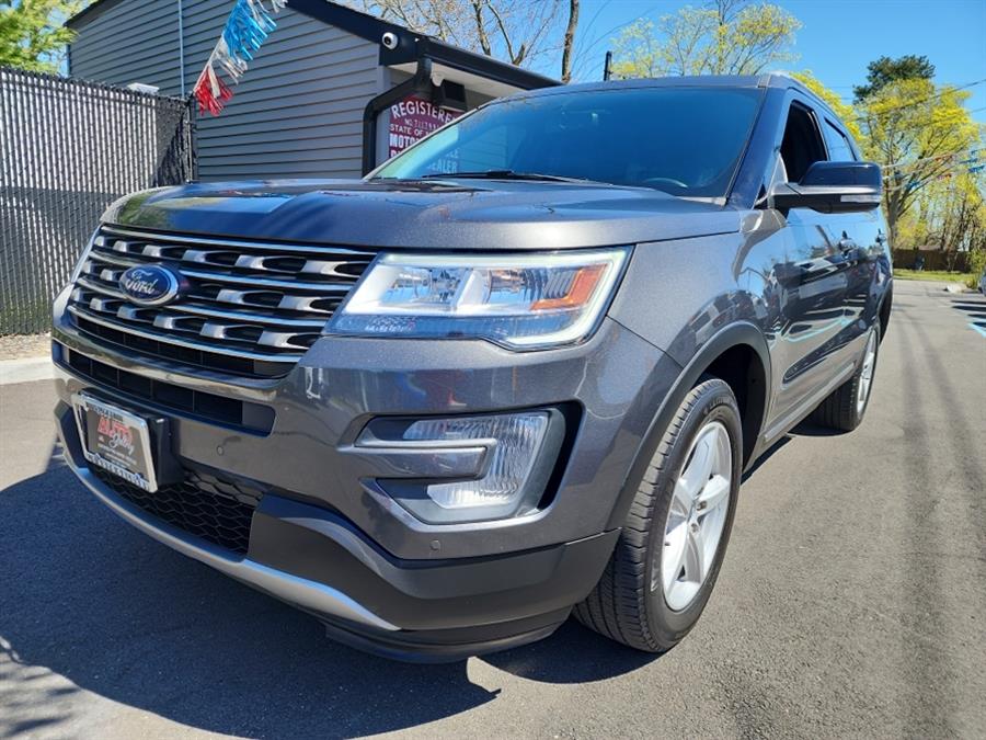 2017 Ford Explorer XLT 4WD, available for sale in Islip, New York | L.I. Auto Gallery. Islip, New York
