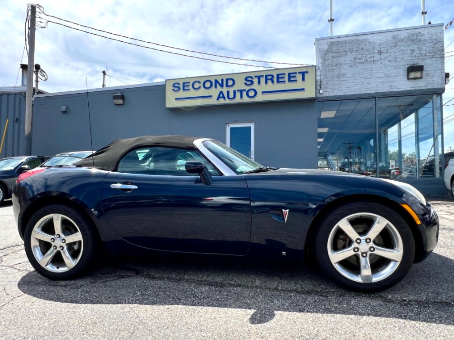Used Pontiac Solstice 2dr Convertible 2007 | Second Street Auto Sales Inc. Manchester, New Hampshire