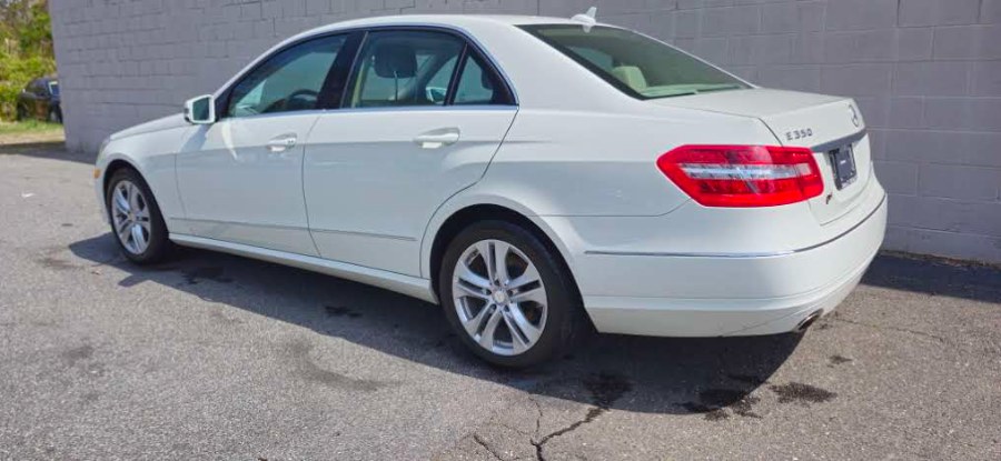 2011 Mercedes-Benz E-Class 4dr Sdn E350 Luxury 4MATIC, available for sale in Clinton, Connecticut | M&M Motors International. Clinton, Connecticut 2011 Mercedes-Benz E-Class 4dr Sdn E350 Luxury 4MATIC, available for sale in Clinton, Connecticut | M&M Motors International. Clinton, Connecticut