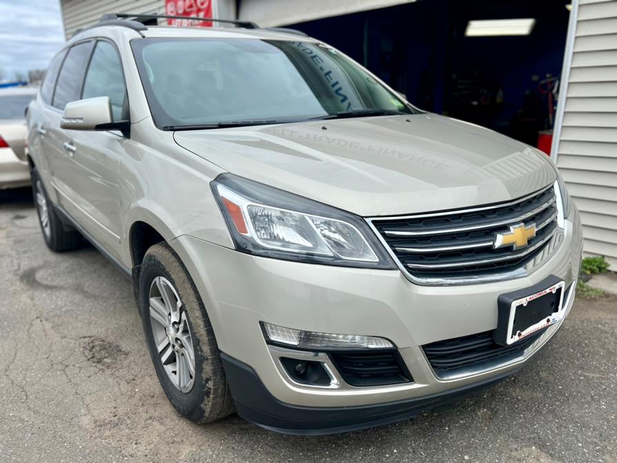 2015 Chevrolet Traverse AWD 4dr LT w/2LT, available for sale in Wallingford, Connecticut | Wallingford Auto Center LLC. Wallingford, Connecticut