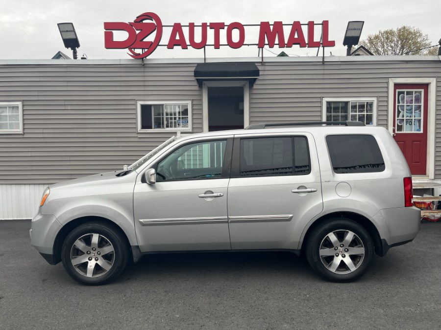 2012 Honda Pilot 4WD 4dr Touring w/RES & Navi, available for sale in Paterson, New Jersey | DZ Automall. Paterson, New Jersey