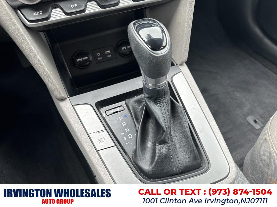 2020 Hyundai Elantra SEL IVT SULEV, available for sale in Irvington, New Jersey | Irvington Wholesale Group. Irvington, New Jersey