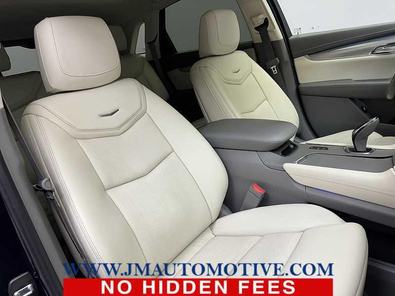2017 Cadillac Xt5 Premium Luxury AWD, available for sale in Naugatuck, Connecticut | J&M Automotive Sls&Svc LLC. Naugatuck, Connecticut 2017 Cadillac Xt5 Premium Luxury AWD, available for sale in Naugatuck, Connecticut | J&M Automotive Sls&Svc LLC. Naugatuck, Connecticut
