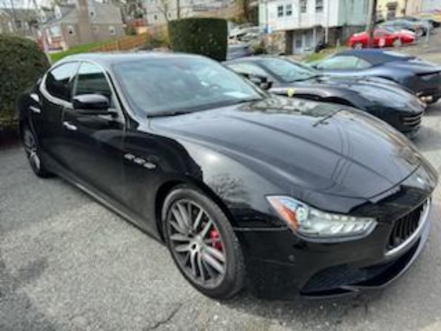 Used 2015 Maserati Ghibli in Shelton, Connecticut | Center Motorsports LLC. Shelton, Connecticut