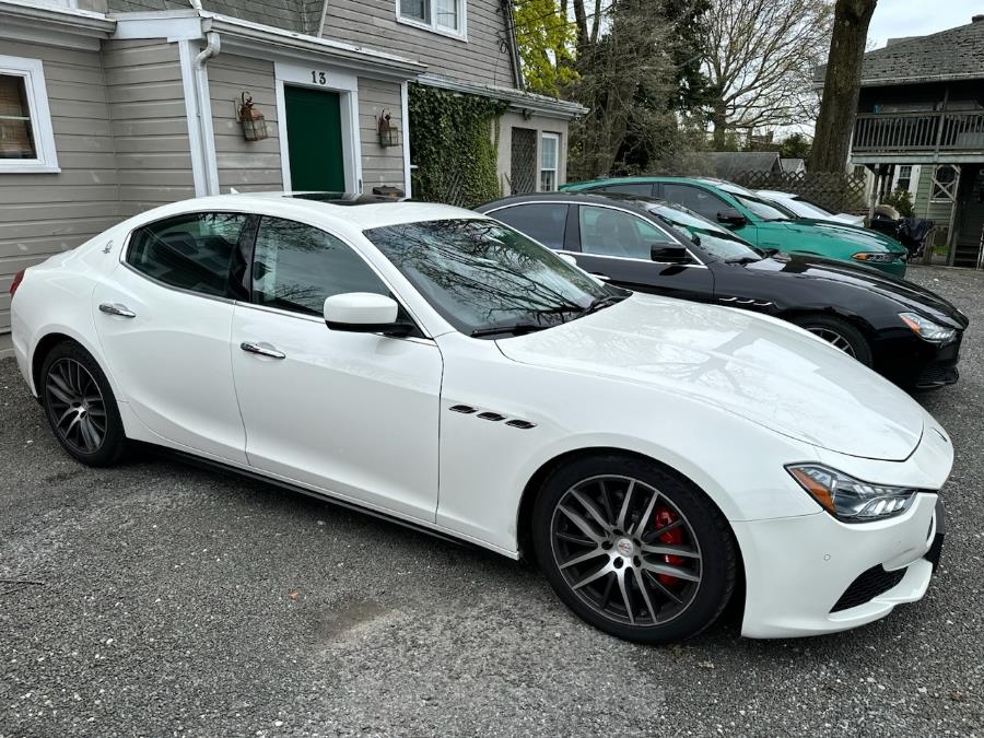 Used 2015 Maserati Ghibli in Shelton, Connecticut | Center Motorsports LLC. Shelton, Connecticut