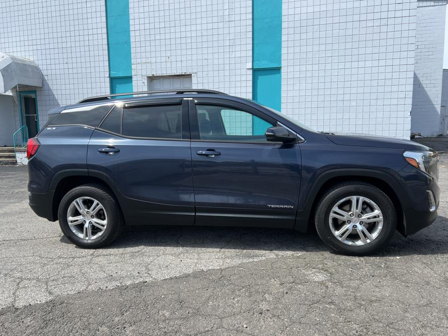2018 GMC Terrain FWD 4dr SLE, available for sale in Milford, Connecticut | Dealertown Auto Wholesalers. Milford, Connecticut